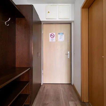 Park Blue Suite- Free Parking
